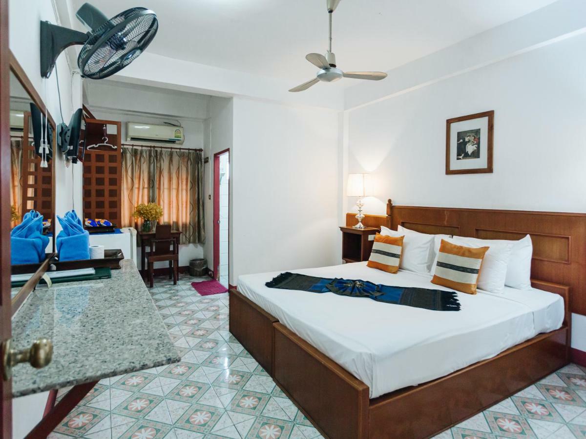 Rendezvous Oldtown Chiangmai Hotel Chiang Mai Ngoại thất bức ảnh