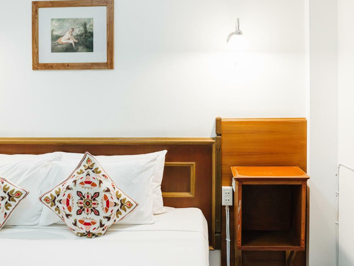 Rendezvous Oldtown Chiangmai Hotel Chiang Mai Ngoại thất bức ảnh