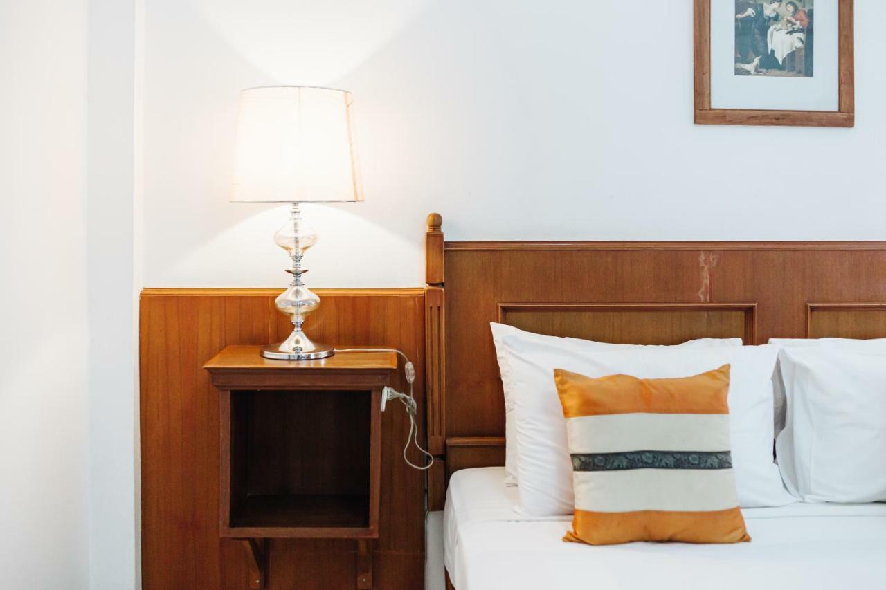 Rendezvous Oldtown Chiangmai Hotel Chiang Mai Ngoại thất bức ảnh