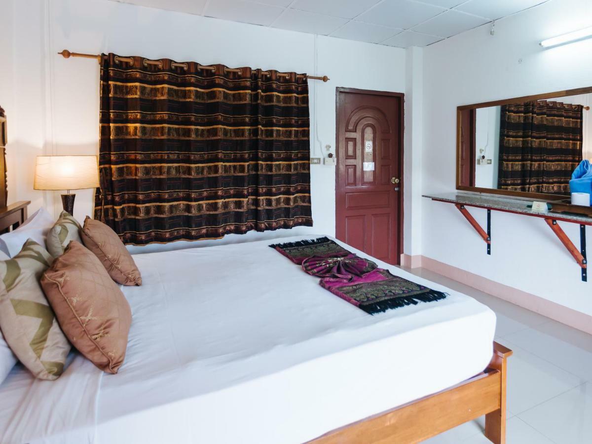 Rendezvous Oldtown Chiangmai Hotel Chiang Mai Ngoại thất bức ảnh
