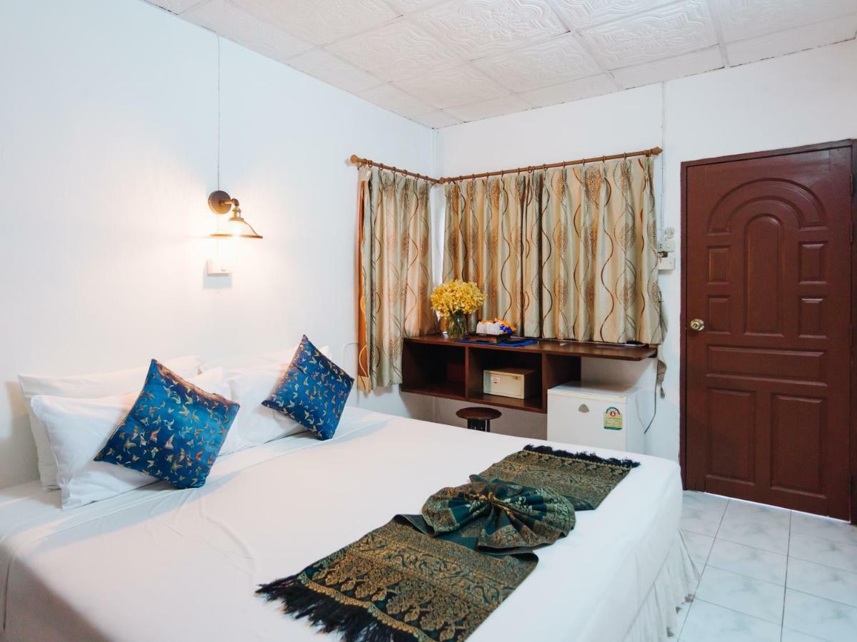 Rendezvous Oldtown Chiangmai Hotel Chiang Mai Ngoại thất bức ảnh