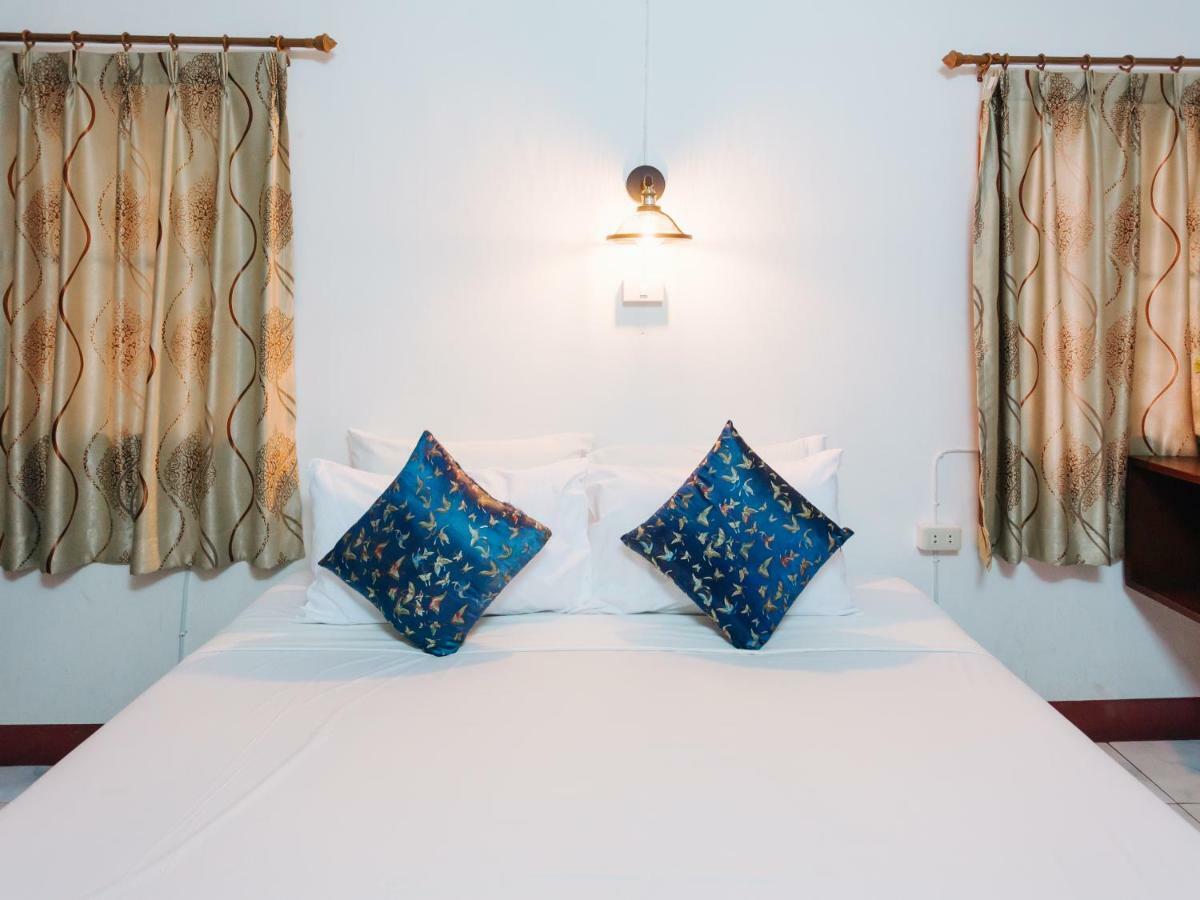 Rendezvous Oldtown Chiangmai Hotel Chiang Mai Ngoại thất bức ảnh