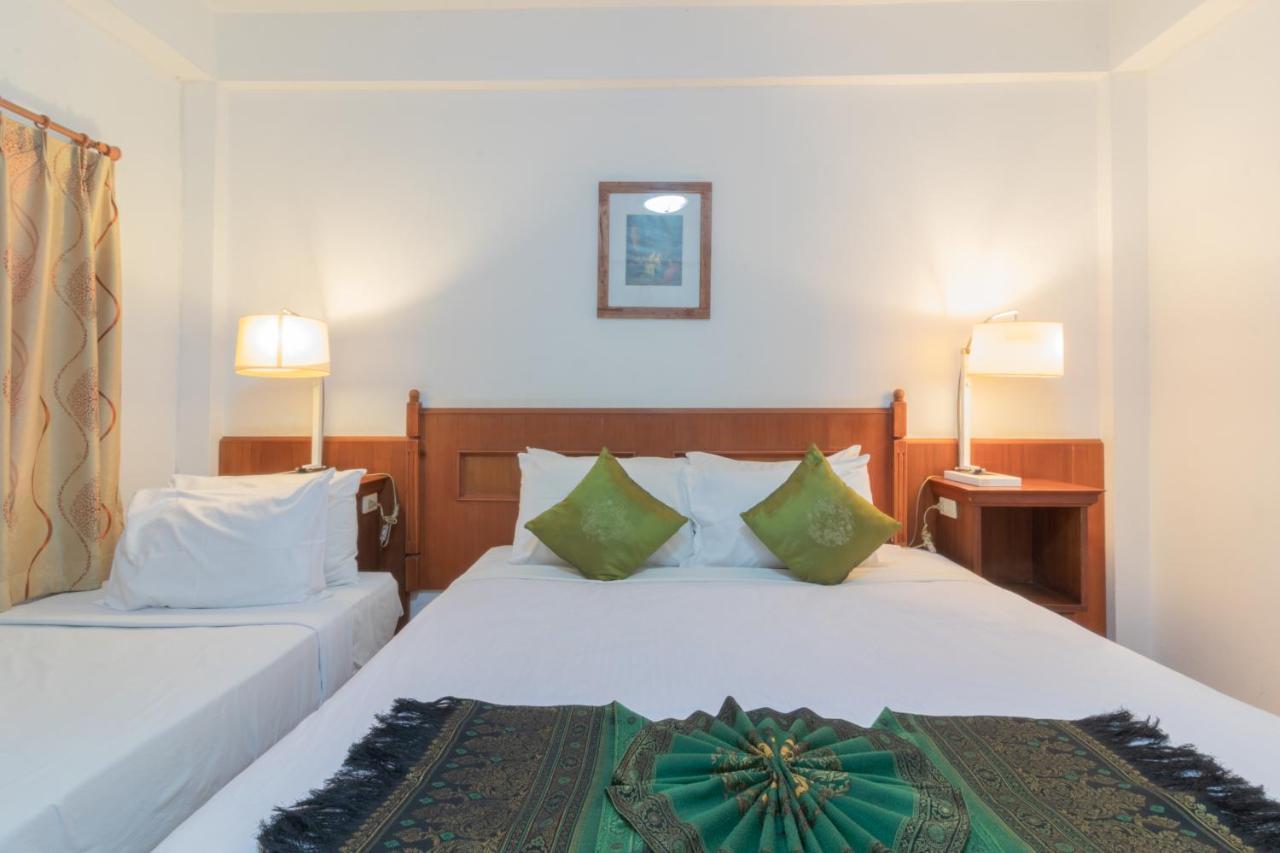Rendezvous Oldtown Chiangmai Hotel Chiang Mai Ngoại thất bức ảnh